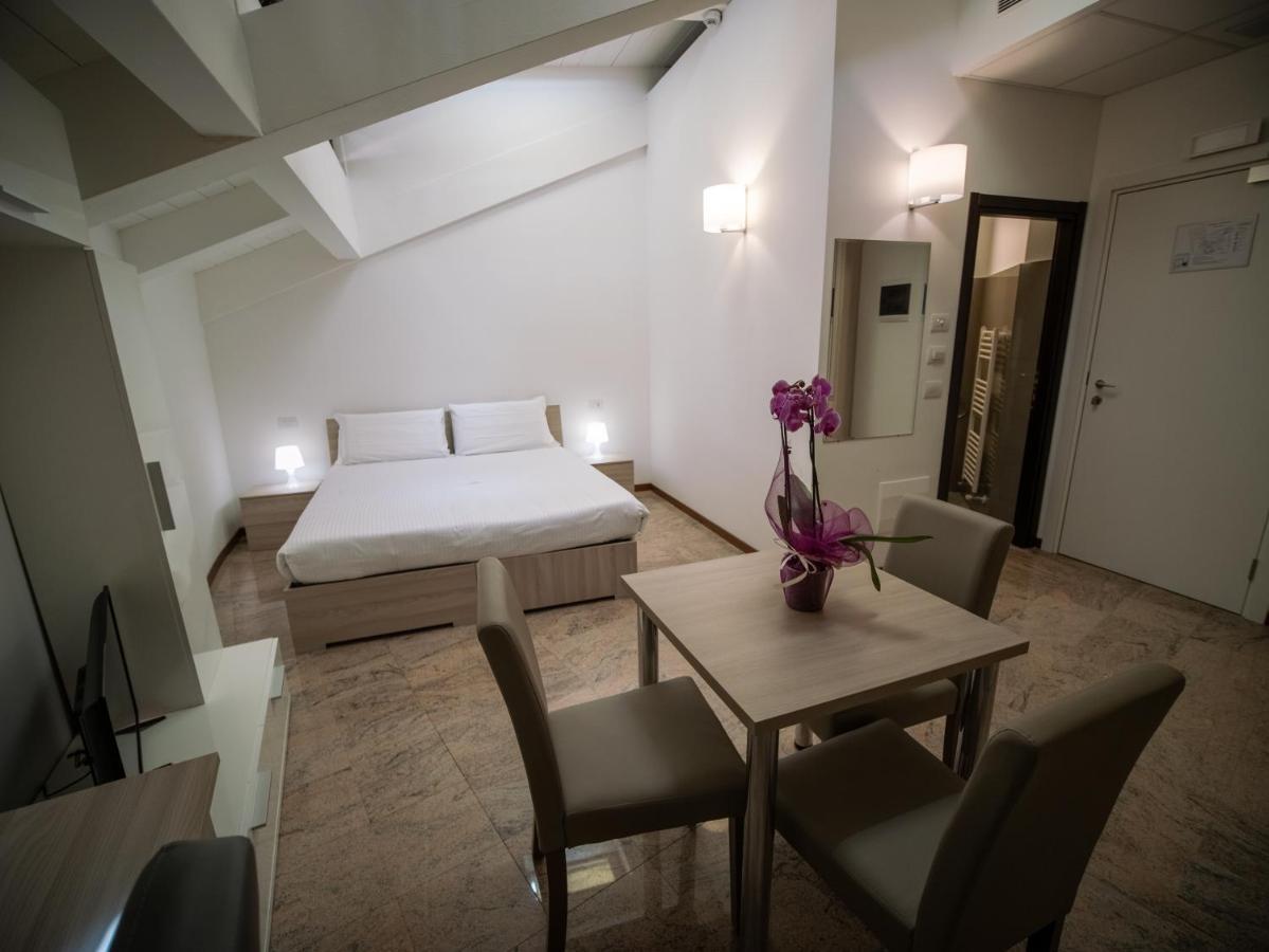 Ego' Residence แฟร์รารา ภายนอก รูปภาพ