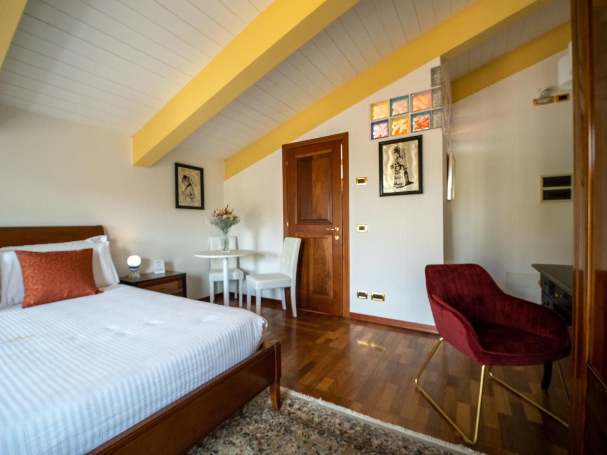 Ego' Residence แฟร์รารา ภายนอก รูปภาพ