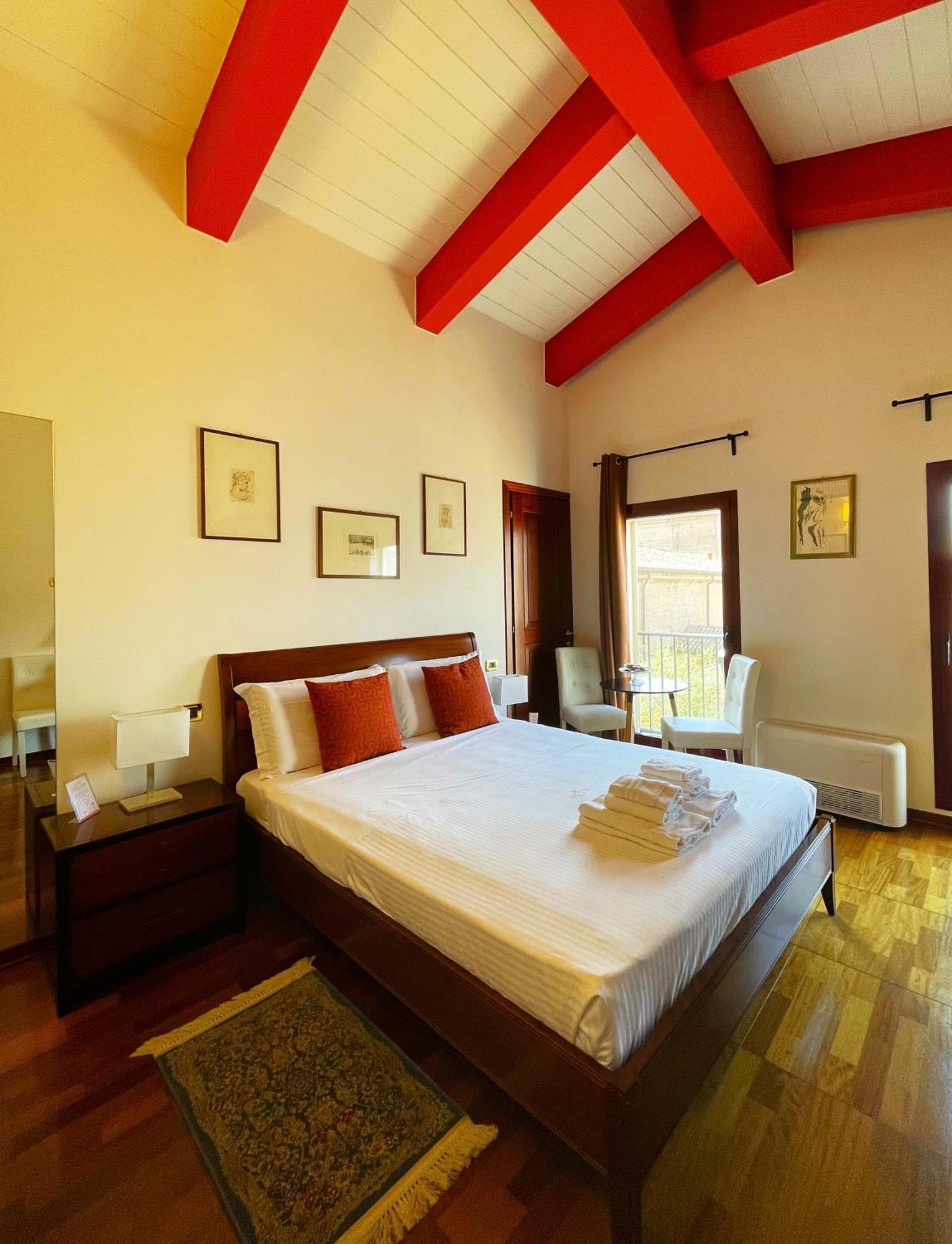 Ego' Residence แฟร์รารา ภายนอก รูปภาพ